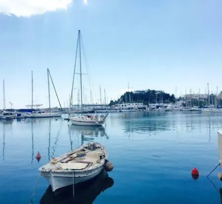 For Harbor Travelers * Pireus